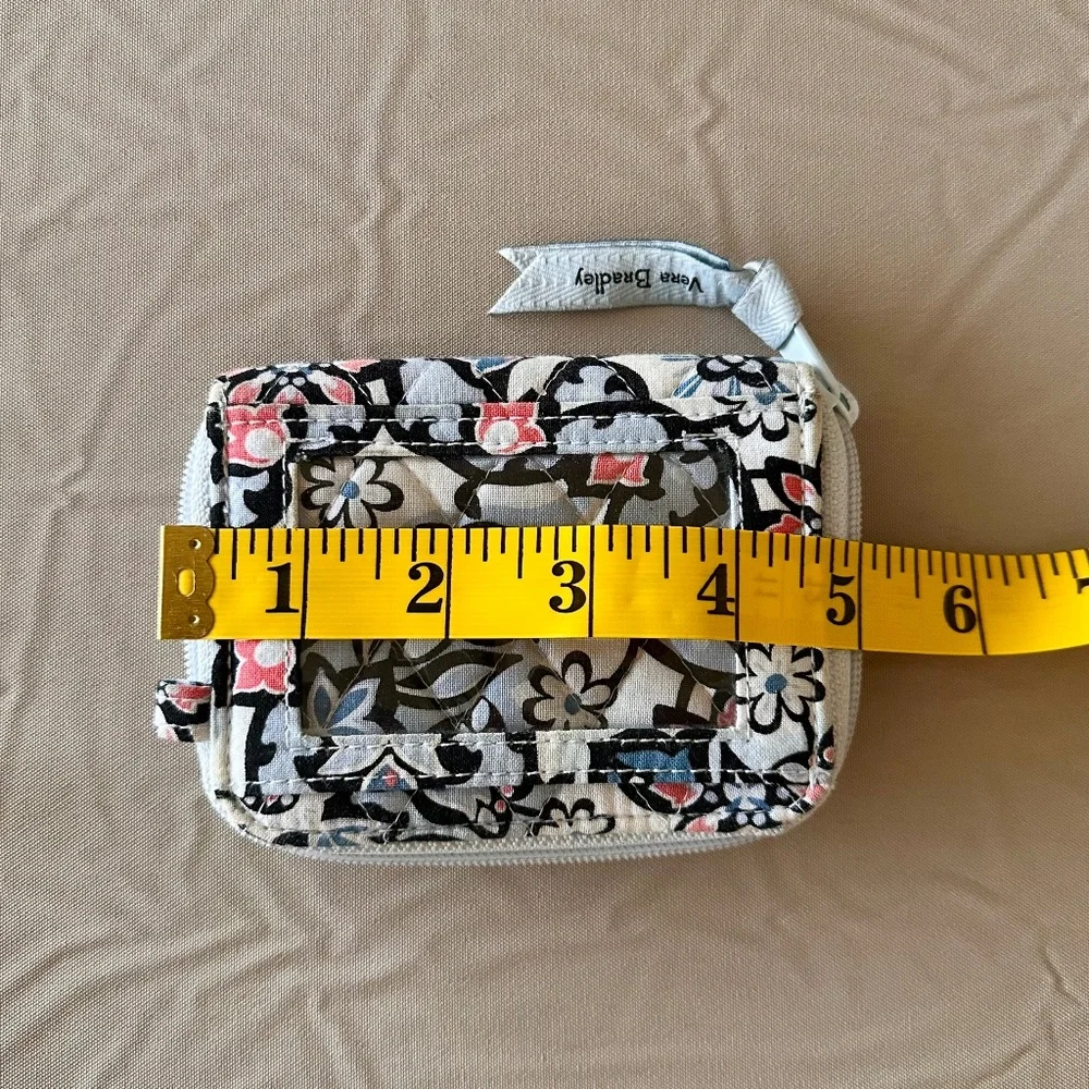 Vera Bradley "Lisbon Medallion" Petite Zip-Around Wallet - Picture 5 of 6